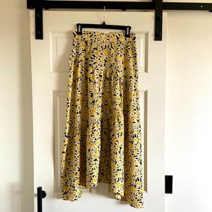 Asymmetrical hem daisy skirt